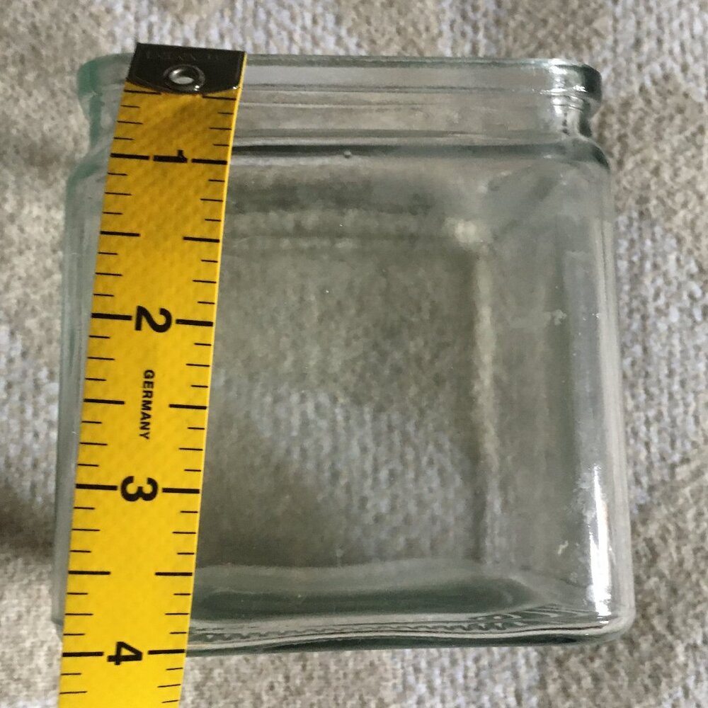 Small Cube Flower Vase - Picture 7 of 8